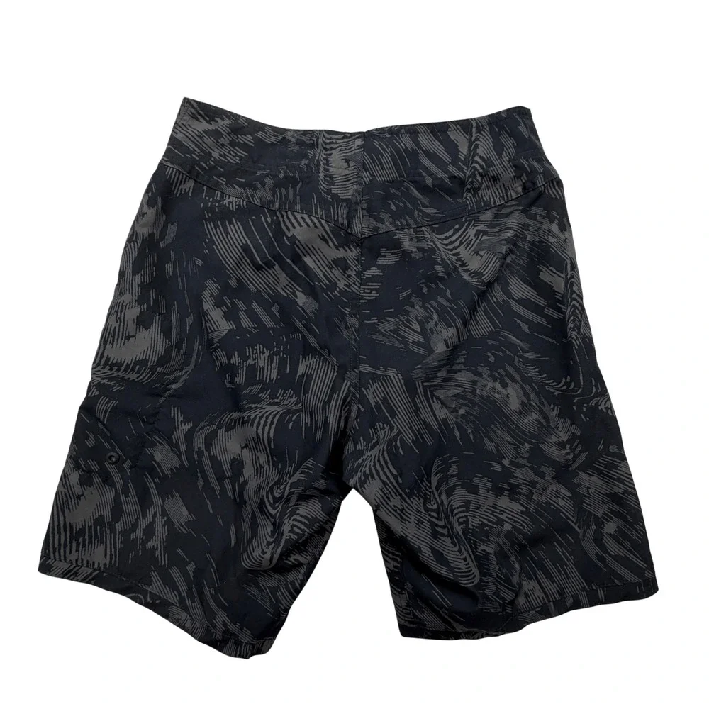 Under Armour HeatGear Board Shorts Mens 29 Abstract Print Swim Trunks